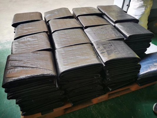 Cuộn vải dệt đen phủ đất chống cỏ dại màng chống cỏ vải dệt nhà máy cung cấp 80GSM 90GSM 100GSM
