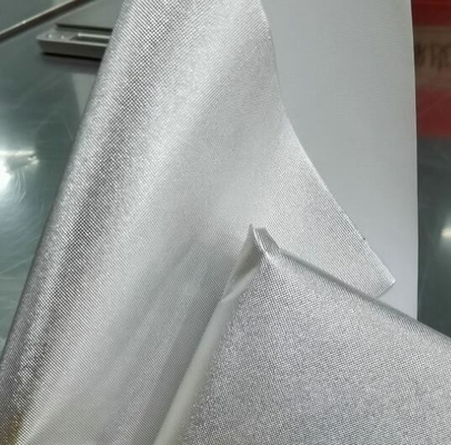 Cuộn giấy nhựa nhôm mạ mạ màu đúc cho bao bì sô cô la