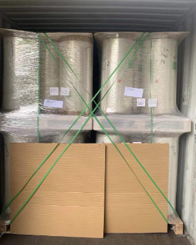 Màu vàng PE giảm nhiệt / LLDPE phim kéo dài cho đóng gói chai / đồ uống bọc bảo vệ