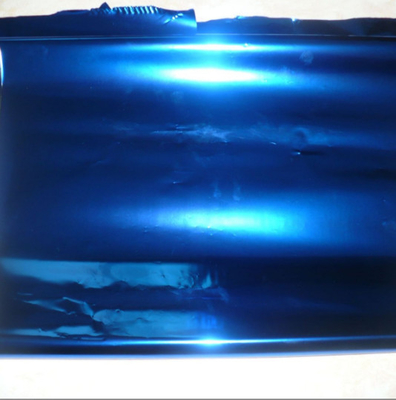 Polyester phim vàng hoa hồng giấy phim kim loại hóa Trung Quốc phim đỏ giấy bóng hồ sâu màu xanh lá cây dải nhôm băng